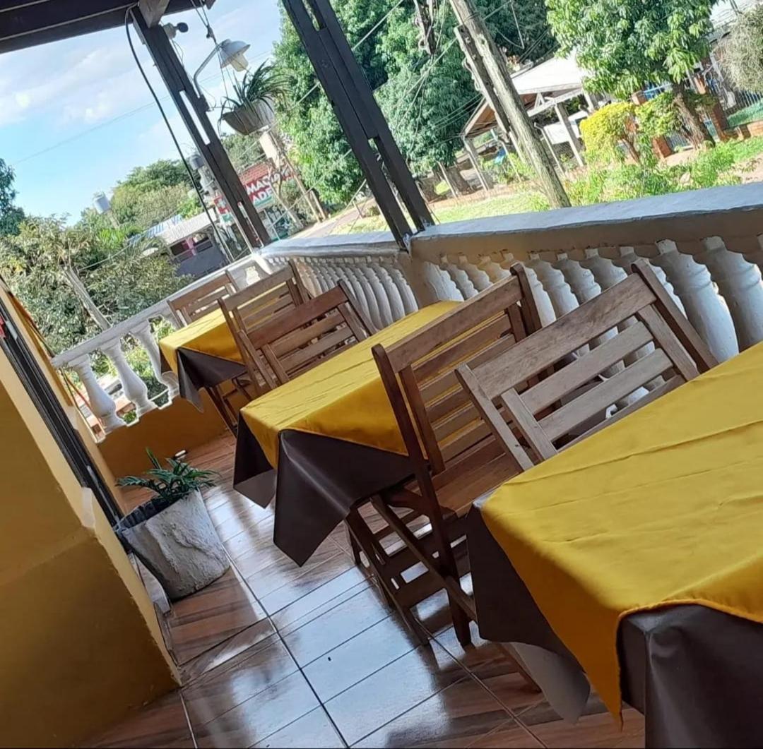 Hostel Damaris 푸에르토이과수 외부 사진